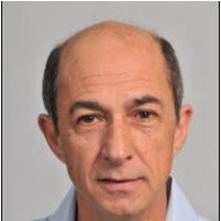 תמונת פורטרייט של לאון מאלאלל